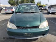 ✅ 2001 Toyota ECHO • VIN: JTDAT123010117491 • Lot: 54008555. Listed on Copart with 258,045 mi. Free auction sales archive from the USA and detailed vehicle history report at DreamBid. Image 5.