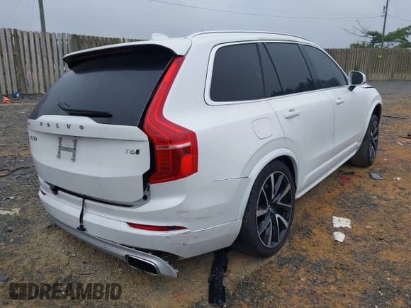 ✅ 2021 Volvo XC90 Momentum • VIN: YV4A22PK2M1739465 • Лот: 42864569. Опубликован ранее на IAAI с пробегом 32 680 миль. Бесплатный доступ к архиву аукционных продаж из США и подробный отчёт об истории автомобиля на DreamBid. Изображение 4.