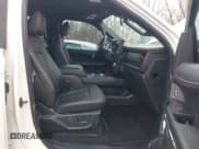 ✅ 2023 Ford Expedition Limited • VIN: 1FMJU2A8XPEA34223 • Lot: 41815116. Listed on IAAI with 25,427 mi. Free auction sales archive from the USA and detailed vehicle history report at DreamBid. Image 5.