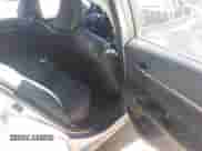 2022 Toyota Camry SE z VIN 4T1G11AK5NU018670, wystawiony jako IAAI lot #43344974 z przebiegiem 122 219 mil mil oraz . Historia ofert i sprzedaży dostępna na DreamBid. Obrazek 8.