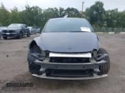 ✅ 2023 Tesla Model Y Long Range • VIN: 7SAYGDEE3PF696104 • Lot: 43016890. Wystawiony na IAAI z przebiegiem 27 769 mil. Bezpłatny archiwum sprzedaży aukcyjnych z USA i szczegółowy raport historii pojazdu na DreamBid. Zdjęcie 12.