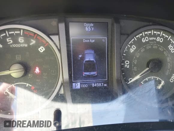 ✅ 2020 Toyota Tacoma SR5 • VIN: 3TMDZ5BN1LM085218 • Lot: 42214483. Listed on IAAI with 84,987 mi. Free auction sales archive from the USA and detailed vehicle history report at DreamBid. Image 7.