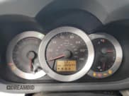 ✅ 2010 Toyota RAV4 Limited • VIN: 2T3DF4DV9AW024825 • Лот: 86683805. Опубликован ранее на Copart с пробегом 182 644 миль. Бесплатный доступ к архиву аукционных продаж из США и подробный отчёт об истории автомобиля на DreamBid. Изображение 9.