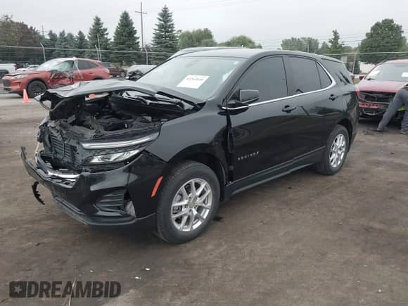 2022 Chevrolet Equinox LT with VIN 3GNAXUEV7NL168540, listed as a IAAI auction lot 43264840 with 30,613 mi miles and . Bid and sale history available at DreamBid. Image 2.