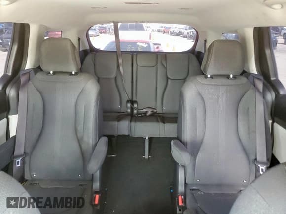 ✅ 2022 Kia Carnival LXS • VIN: KNDNB4H32N6187557 • Лот: 67112325. Опубликован ранее на Copart с пробегом 32 544 миль. Бесплатный доступ к архиву аукционных продаж из США и подробный отчёт об истории автомобиля на DreamBid. Изображение 10.