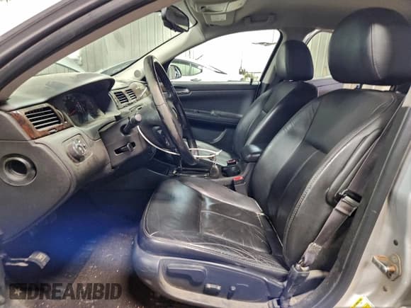 ✅ 2014 Chevrolet Impala LTZ • VIN: 2G1WC5E31E1109878 • Lot: 93926845. Listed on Copart with 125,786 mi. Free auction sales archive from the USA and detailed vehicle history report at DreamBid. Image 7.