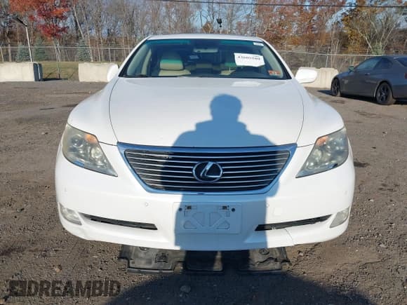 ✅ 2008 Lexus LS 460 • VIN: JTHBL46F185059865 • Lot: 43605580. Wystawiony na IAAI z przebiegiem 97 507 mil. Bezpłatny archiwum sprzedaży aukcyjnych z USA i szczegółowy raport historii pojazdu na DreamBid. Zdjęcie 6.