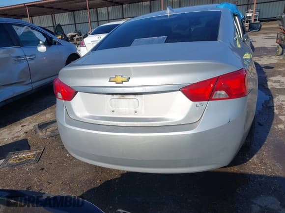 ✅ 2016 Chevrolet Impala LS • VIN: 2G11X5SA8G9193283 • Lot: 41858313. Listed on IAAI with 170,074 mi. Free auction sales archive from the USA and detailed vehicle history report at DreamBid. Image 16.