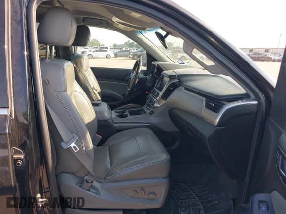 ✅ 2015 Chevrolet Suburban LT • VIN: 1GNSCJKC9FR642998 • Lot: 42974595. Wystawiony na IAAI z przebiegiem 358 414 mil. Bezpłatny archiwum sprzedaży aukcyjnych z USA i szczegółowy raport historii pojazdu na DreamBid. Zdjęcie 5.