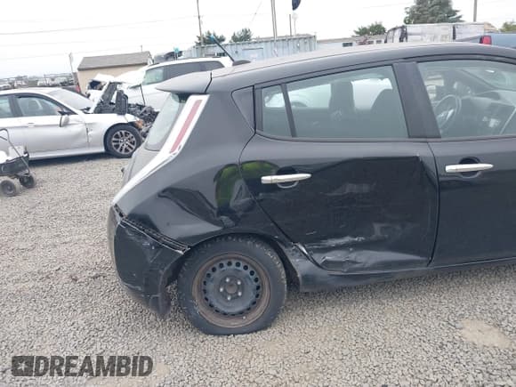 ✅ 2013 Nissan LEAF SL • VIN: 1N4AZ0CP5DC405445 • Lot: 42476859. Listed on IAAI with 80,069 mi. Free auction sales archive from the USA and detailed vehicle history report at DreamBid. Image 6.