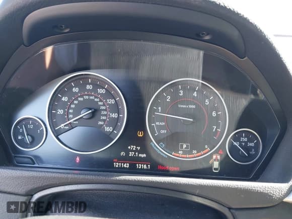 ✅ 2017 BMW 4 Series 430i xDrive • VIN: WBA4F9C37HG812518 • Lot: 42609889. Wystawiony na IAAI z przebiegiem 121 143 mil. Bezpłatny archiwum sprzedaży aukcyjnych z USA i szczegółowy raport historii pojazdu na DreamBid. Zdjęcie 7.