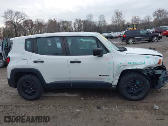 ✅ 2018 Jeep Renegade Sport • VIN: ZACCJBAB0JPH44652 • Lot: 43737897. Wystawiony na IAAI z przebiegiem 86 845 mil. Bezpłatny archiwum sprzedaży aukcyjnych z USA i szczegółowy raport historii pojazdu na DreamBid. Zdjęcie 13.
