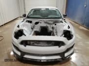 ✅ 2017 Ford Mustang Shelby GT350 • VIN: 1FA6P8JZ4H5525438 • Lot: 53775025. Wystawiony na Copart z przebiegiem Nie podano. Bezpłatny archiwum sprzedaży aukcyjnych z USA i szczegółowy raport historii pojazdu na DreamBid. Zdjęcie 5.