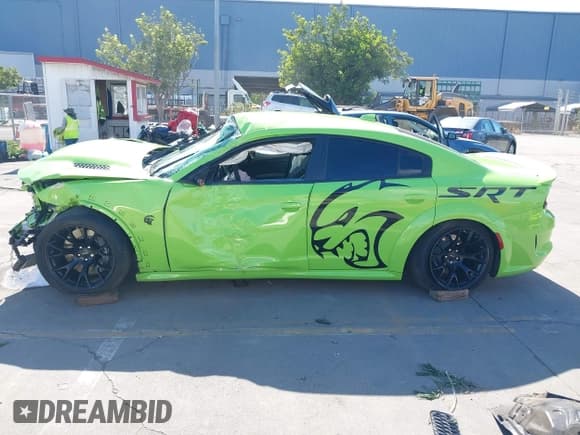 ✅ 2023 Dodge Charger SRT Hellcat Widebody Jailbreak • VIN: 2C3CDXL93PH553367 • Лот: 43366188. Опубликован ранее на IAAI с пробегом Не указан. Бесплатный доступ к архиву аукционных продаж из США и подробный отчёт об истории автомобиля на DreamBid. Изображение 15.