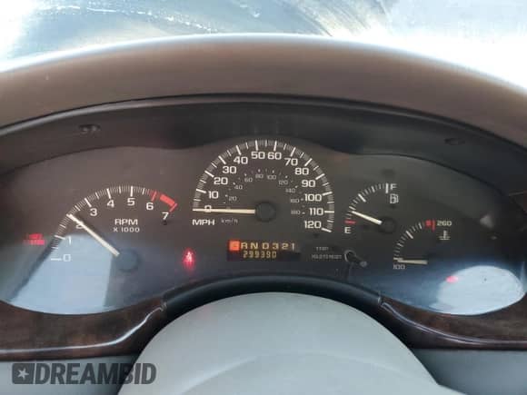 2000 Chevrolet Malibu LS z VIN 1G1NE52J5Y6239538, wystawiony jako Copart lot #80271794 z przebiegiem 299 390 mil mil oraz Szkoda całkowita • Salvage title. Historia ofert i sprzedaży dostępna na DreamBid. Obrazek 9.