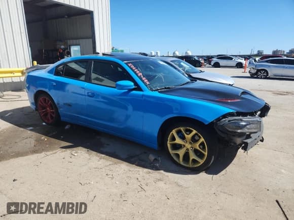 ✅ 2016 Dodge Charger R/T • VIN: 2C3CDXCT4GH144175 • Лот: 86632815. Опубликован ранее на Copart с пробегом 121 701 миль. Бесплатный доступ к архиву аукционных продаж из США и подробный отчёт об истории автомобиля на DreamBid. Изображение 4.