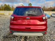 ✅ 2017 Ford Escape Titanium • VIN: 1FMCU0J90HUC35559 • Лот: 93352335. Опубликован ранее на Copart с пробегом 146 556 миль. Бесплатный доступ к архиву аукционных продаж из США и подробный отчёт об истории автомобиля на DreamBid. Изображение 6.