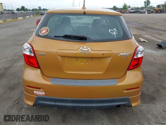 ✅ 2009 Toyota Matrix S • VIN: 2T1KE40E59C012578 • Лот: 43037790. Опубликован ранее на IAAI с пробегом 136 211 миль. Бесплатный доступ к архиву аукционных продаж из США и подробный отчёт об истории автомобиля на DreamBid. Изображение 16.