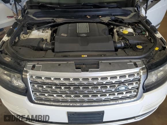 ✅ 2015 Land Rover Range Rover Supercharged • VIN: SALGS3TF9FA197871 • Lot: 82225115. Wystawiony na Copart z przebiegiem 113 760 mil. Bezpłatny archiwum sprzedaży aukcyjnych z USA i szczegółowy raport historii pojazdu na DreamBid. Zdjęcie 12.