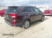 ✅ 2014 Kia Sorento EX • VIN: 5XYKU4A72EG467826 • Lot: 43671116. Wystawiony na IAAI z przebiegiem 188 713 mil. Bezpłatny archiwum sprzedaży aukcyjnych z USA i szczegółowy raport historii pojazdu na DreamBid. Zdjęcie 4.