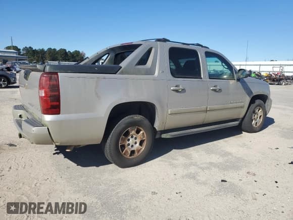 ✅ 2007 Chevrolet Avalanche 2LT • VIN: 3GNFK12307G157638 • Lot: 93186075. Listed on Copart with 238,051 mi. Free auction sales archive from the USA and detailed vehicle history report at DreamBid. Image 3.