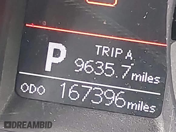 ✅ 2014 Toyota Corolla L • VIN: 5YFBURHE8EP062230 • Lot: 42892843. Wystawiony na IAAI z przebiegiem 167 396 mil. Bezpłatny archiwum sprzedaży aukcyjnych z USA i szczegółowy raport historii pojazdu na DreamBid. Zdjęcie 7.