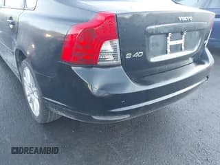 ✅ 2010 Volvo S40 • VIN: YV1382MS5A2502225 • Lot: 43568330. Listed on IAAI with 131,799 mi. Free auction sales archive from the USA and detailed vehicle history report at DreamBid. Image 6.