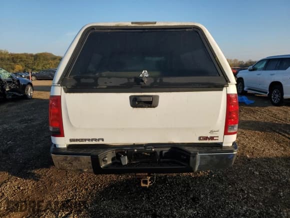 ✅ 2009 GMC Sierra 1500 Work Truck • VIN: 1GTEC14X29Z211929 • Лот: 90378395. Опубликован ранее на Copart с пробегом 87 454 миль. Бесплатный доступ к архиву аукционных продаж из США и подробный отчёт об истории автомобиля на DreamBid. Изображение 6.