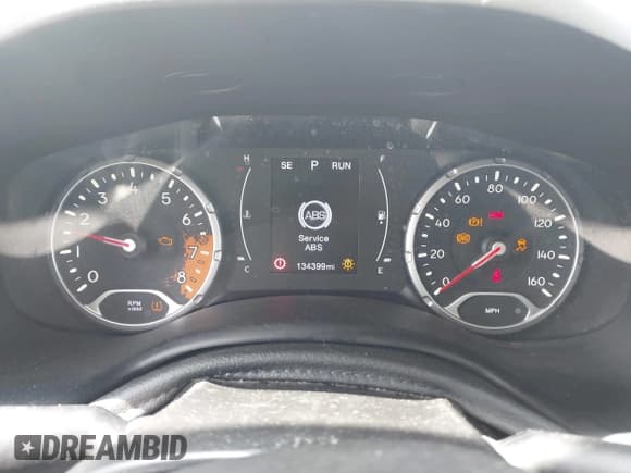 ✅ 2017 Jeep Renegade Altitude • VIN: ZACCJABB6HPG34806 • Lot: 42414260. Listed on IAAI with 134,399 mi. Free auction sales archive from the USA and detailed vehicle history report at DreamBid. Image 7.