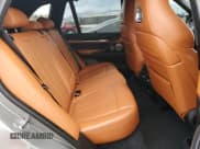 ✅ 2015 BMW X5 M • VIN: 5YMKT6C54F0C89252 • Lot: 81781995. Wystawiony na Copart z przebiegiem Nie podano. Bezpłatny archiwum sprzedaży aukcyjnych z USA i szczegółowy raport historii pojazdu na DreamBid. Zdjęcie 11.