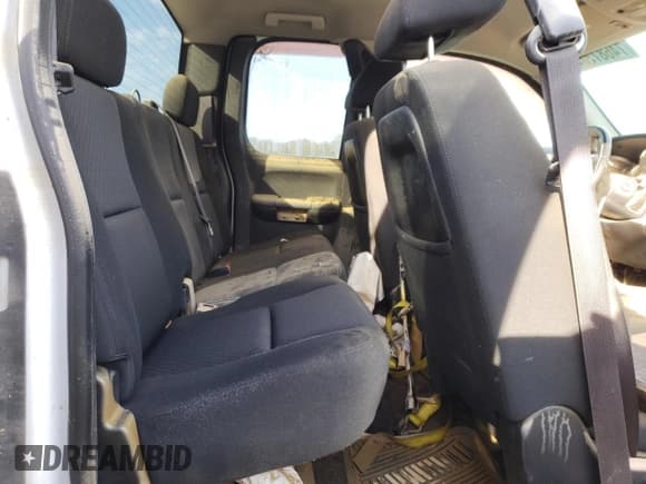 ✅ 2013 Chevrolet Silverado 2500HD LT • VIN: 1GC2CXCG5DZ101294 • Lot: 74687344. Wystawiony na Copart z przebiegiem Nie podano. Bezpłatny archiwum sprzedaży aukcyjnych z USA i szczegółowy raport historii pojazdu na DreamBid. Zdjęcie 10.