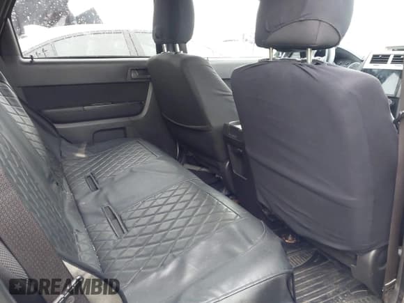 ✅ 2010 Ford Escape XLT • VIN: 1FMCU0DG8AKA46928 • Lot: 43675394. Listed on IAAI with 184,729 mi. Free auction sales archive from the USA and detailed vehicle history report at DreamBid. Image 8.