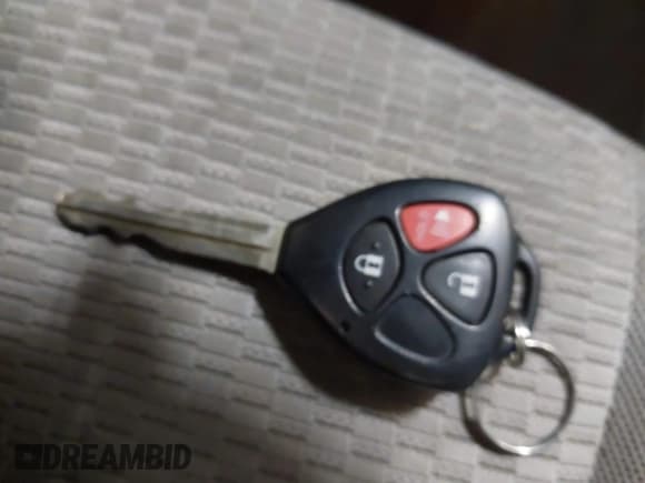 ✅ 2006 Toyota RAV4 Limited • VIN: JTMBK31VX65003675 • Lot: 42623840. Listed on IAAI with 225,684 mi. Free auction sales archive from the USA and detailed vehicle history report at DreamBid. Image 11.