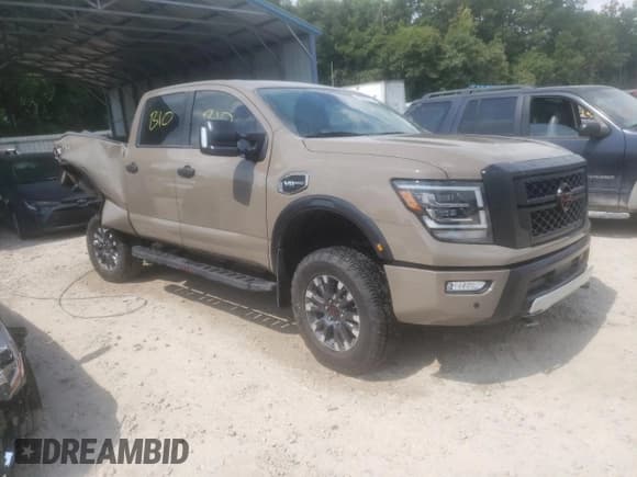 ✅ 2023 Nissan Titan Pro-4X • VIN: 1N6AA1FB4PN111502 • Lot: 60640414. Listed on Copart with 13,254 mi. Free auction sales archive from the USA and detailed vehicle history report at DreamBid. Image 4.