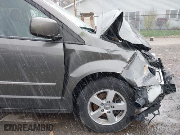 ✅ 2010 Dodge Grand Caravan SXT • VIN: 2D4RN5D11AR224994 • Lot: 43659831. Listed on IAAI with 88,537 mi. Free auction sales archive from the USA and detailed vehicle history report at DreamBid. Image 19.