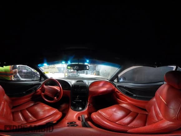 ✅ 1995 Ford Mustang • VIN: 1FALP45T8SF226134 • Lot: 42378456. Wystawiony na IAAI z przebiegiem 34 868 mil. Bezpłatny archiwum sprzedaży aukcyjnych z USA i szczegółowy raport historii pojazdu na DreamBid. Zdjęcie 21.