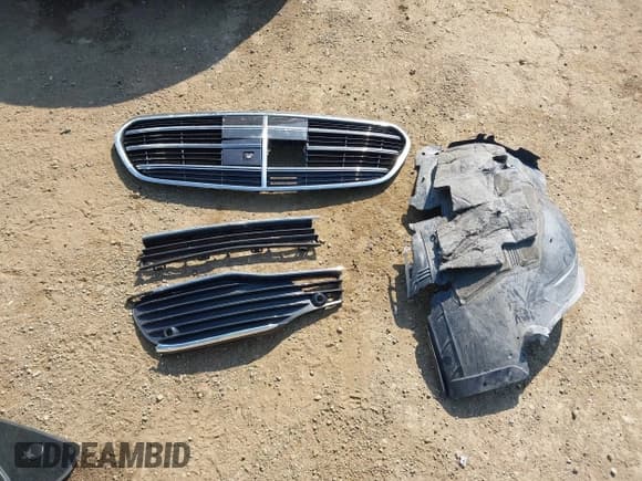 ✅ 2021 Mercedes-Benz S 580 • VIN: W1K6G7GBXMA040405 • Lot: 42965156. Wystawiony na IAAI z przebiegiem 38 370 mil. Bezpłatny archiwum sprzedaży aukcyjnych z USA i szczegółowy raport historii pojazdu na DreamBid. Zdjęcie 11.