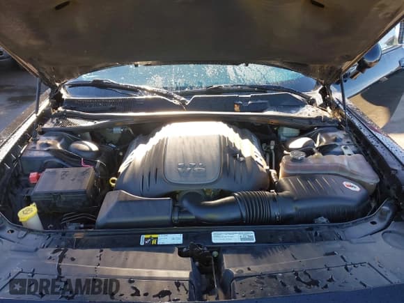 ✅ 2015 Dodge Challenger R/T • VIN: 2C3CDZAT5FH710678 • Lot: 43647121. Wystawiony na IAAI z przebiegiem 175 928 mil. Bezpłatny archiwum sprzedaży aukcyjnych z USA i szczegółowy raport historii pojazdu na DreamBid. Zdjęcie 10.