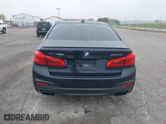✅ 2019 BMW 5 Series M550i xDrive • VIN: WBAJB9C52KB288263 • Lot: 43550484. Listed on IAAI with 74,499 mi. Free auction sales archive from the USA and detailed vehicle history report at DreamBid. Image 16.