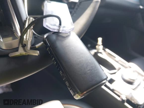 ✅ 2025 Mazda CX-50 S Premium Plus • VIN: 7MMVABEMXSN373157 • Лот: 43327615. Опубликован ранее на IAAI с пробегом 6 129 миль. Бесплатный доступ к архиву аукционных продаж из США и подробный отчёт об истории автомобиля на DreamBid. Изображение 11.