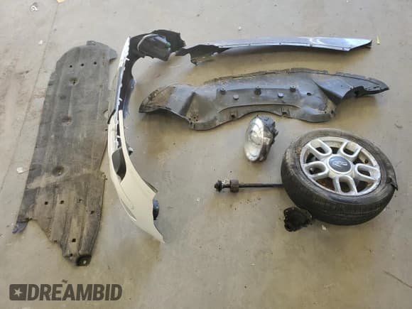 ✅ 2014 FIAT 500 Pop • VIN: 3C3CFFAR5ET188699 • Лот: 82555145. Опубликован ранее на Copart с пробегом Не указан. Бесплатный доступ к архиву аукционных продаж из США и подробный отчёт об истории автомобиля на DreamBid. Изображение 12.