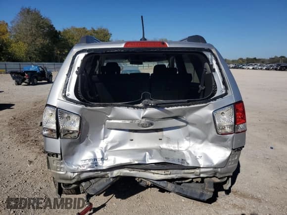 ✅ 2009 Kia Borrego LX • VIN: KNDJH741895022028 • Lot: 91077095. Listed on Copart with 266,918 mi. Free auction sales archive from the USA and detailed vehicle history report at DreamBid. Image 6.