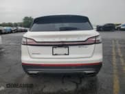 ✅ 2019 Lincoln Nautilus Reserve • VIN: 2LMPJ8LPXKBL61725 • Лот: 80377815. Опубликован ранее на Copart с пробегом 35 990 миль. Бесплатный доступ к архиву аукционных продаж из США и подробный отчёт об истории автомобиля на DreamBid. Изображение 6.