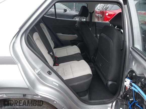 ✅ 2024 Hyundai Venue SEL • VIN: KMHRC8A39RU318304 • Lot: 41471620. Listed on IAAI with 11,890 mi. Free auction sales archive from the USA and detailed vehicle history report at DreamBid. Image 8.