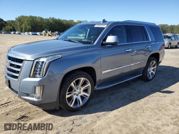 ✅ 2015 Cadillac Escalade Luxury • VIN: 1GYS4MKJ6FR613605 • Лот: 90889095. Опубликован ранее на Copart с пробегом 137 114 миль. Бесплатный доступ к архиву аукционных продаж из США и подробный отчёт об истории автомобиля на DreamBid. Изображение 1.