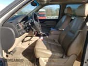 ✅ 2008 Chevrolet Suburban 1LT • VIN: 1GNFK16378R186792 • Lot: 92947475. Listed on Copart with 248,693 mi. Free auction sales archive from the USA and detailed vehicle history report at DreamBid. Image 7.