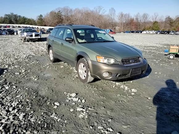 ✅ 2005 Subaru Legacy Outback • VIN: 4S4BP61C357384690 • Lot: 95242165. Listed on Copart with 222,099 mi. Free auction sales archive from the USA and detailed vehicle history report at DreamBid. Image 14.