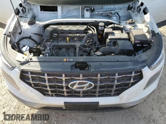 ✅ 2024 Hyundai Venue Preferred • VIN: KMHRC8A37RU299543 • Lot: 44254965. Listed on Copart with 17,149 mi. Free auction sales archive from the USA and detailed vehicle history report at DreamBid. Image 12.