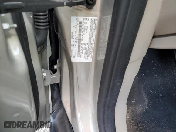 ✅ 2015 Ford Focus Electric • VIN: 1FADP3R45FL227962 • Lot: 43755825. Wystawiony na Copart z przebiegiem 70 490 mil. Bezpłatny archiwum sprzedaży aukcyjnych z USA i szczegółowy raport historii pojazdu na DreamBid. Zdjęcie 12.