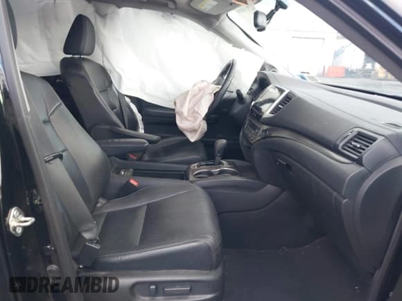 ✅ 2017 Honda Pilot EX-L • VIN: 5FNYF6H58HB037329 • Lot: 43630810. Listed on IAAI with 107,157 mi. Free auction sales archive from the USA and detailed vehicle history report at DreamBid. Image 5.